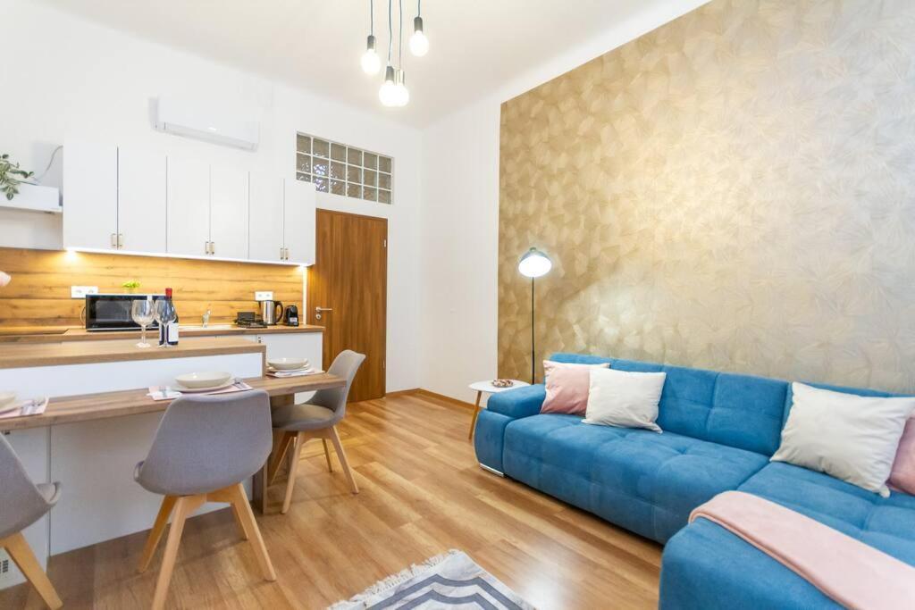 Luxe Haven On Lonyay By Newave Apartments Budapest Exterior foto